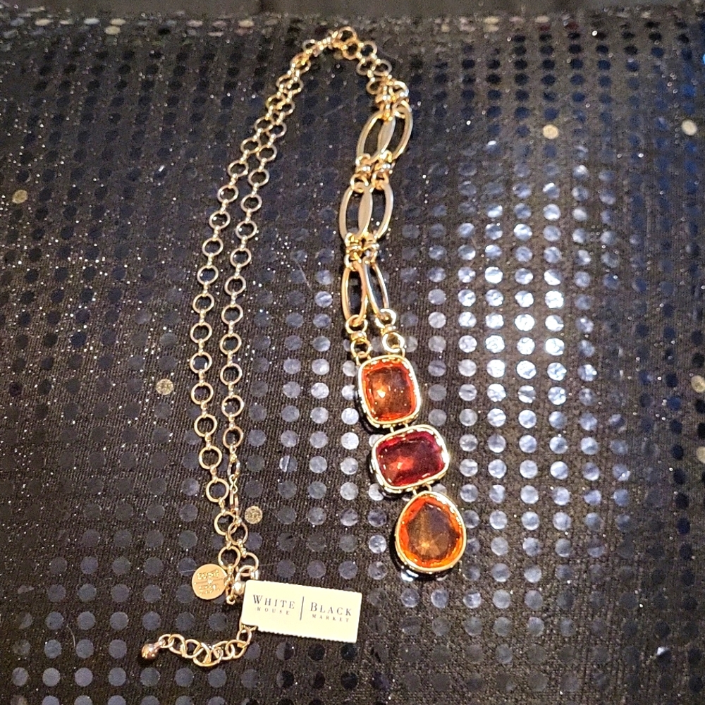 White house black market Necklace! NEW!